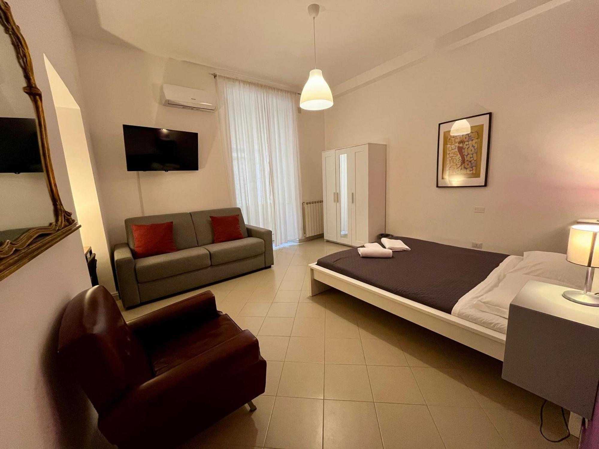Bed and Breakfast Pop Santa Chiara Neapol Zewnętrze zdjęcie