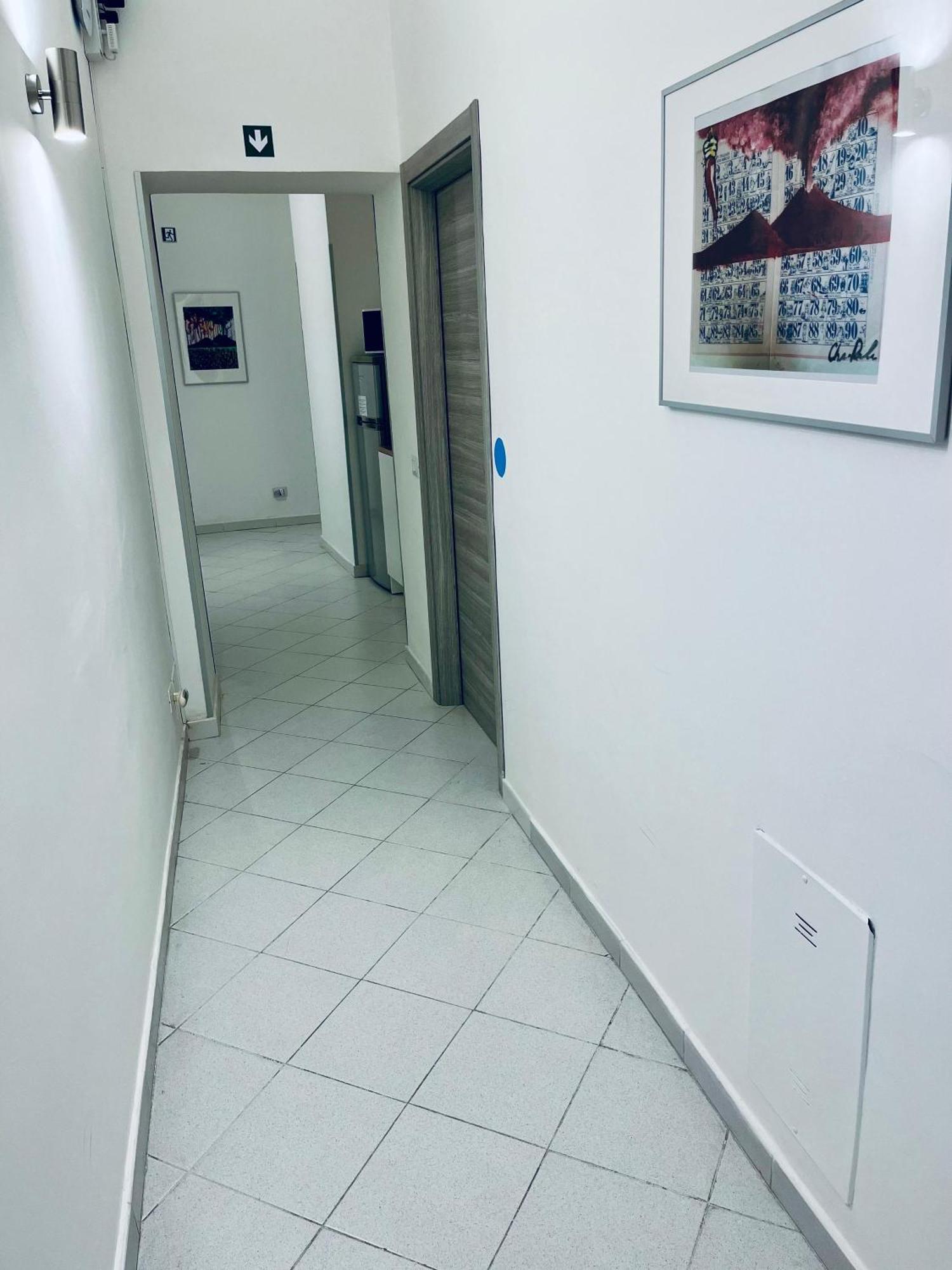 Bed and Breakfast Pop Santa Chiara Neapol Zewnętrze zdjęcie