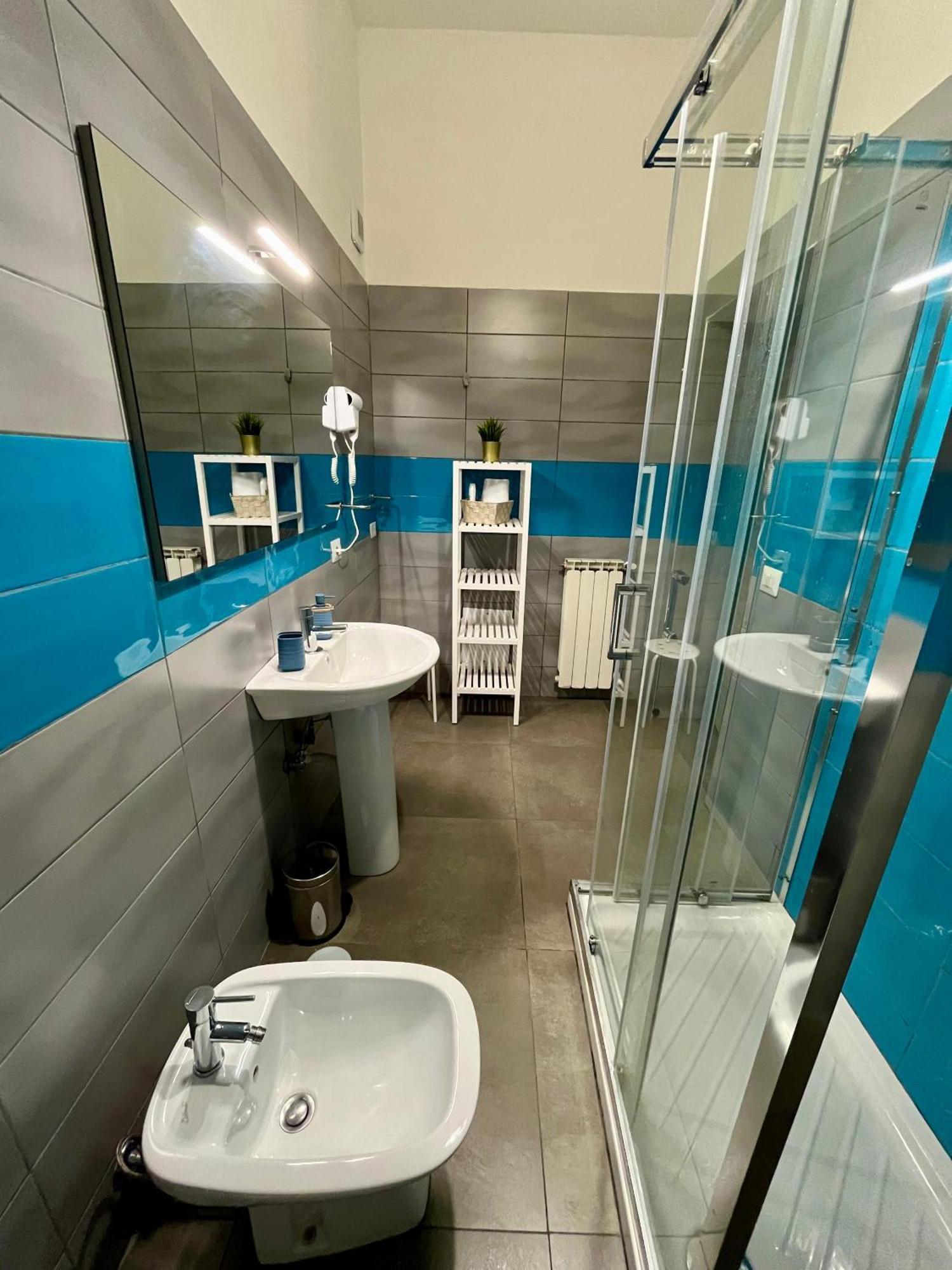 Bed and Breakfast Pop Santa Chiara Neapol Zewnętrze zdjęcie
